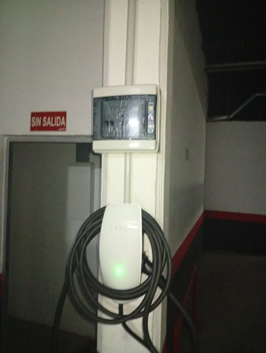 Cargador Tesla